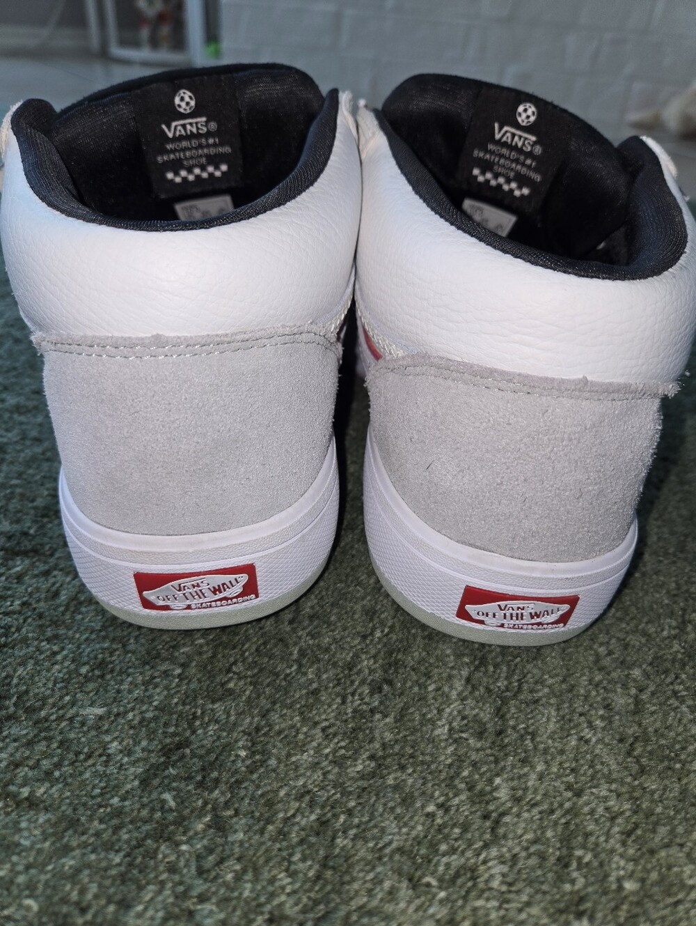 Vans Zahba Mid White, Gray & Black Skate Shoes with Red-Accent Laces Mens US 10 - Picture 3 of 9
